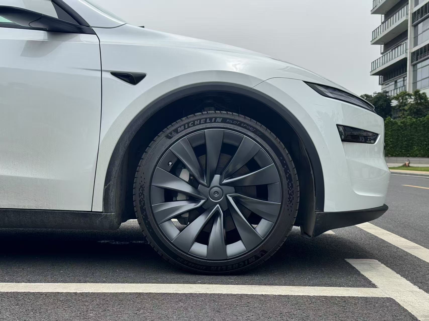 Tessgo 20" Turbinate-Style Wheel Covers for Tesla Model Y Juniper