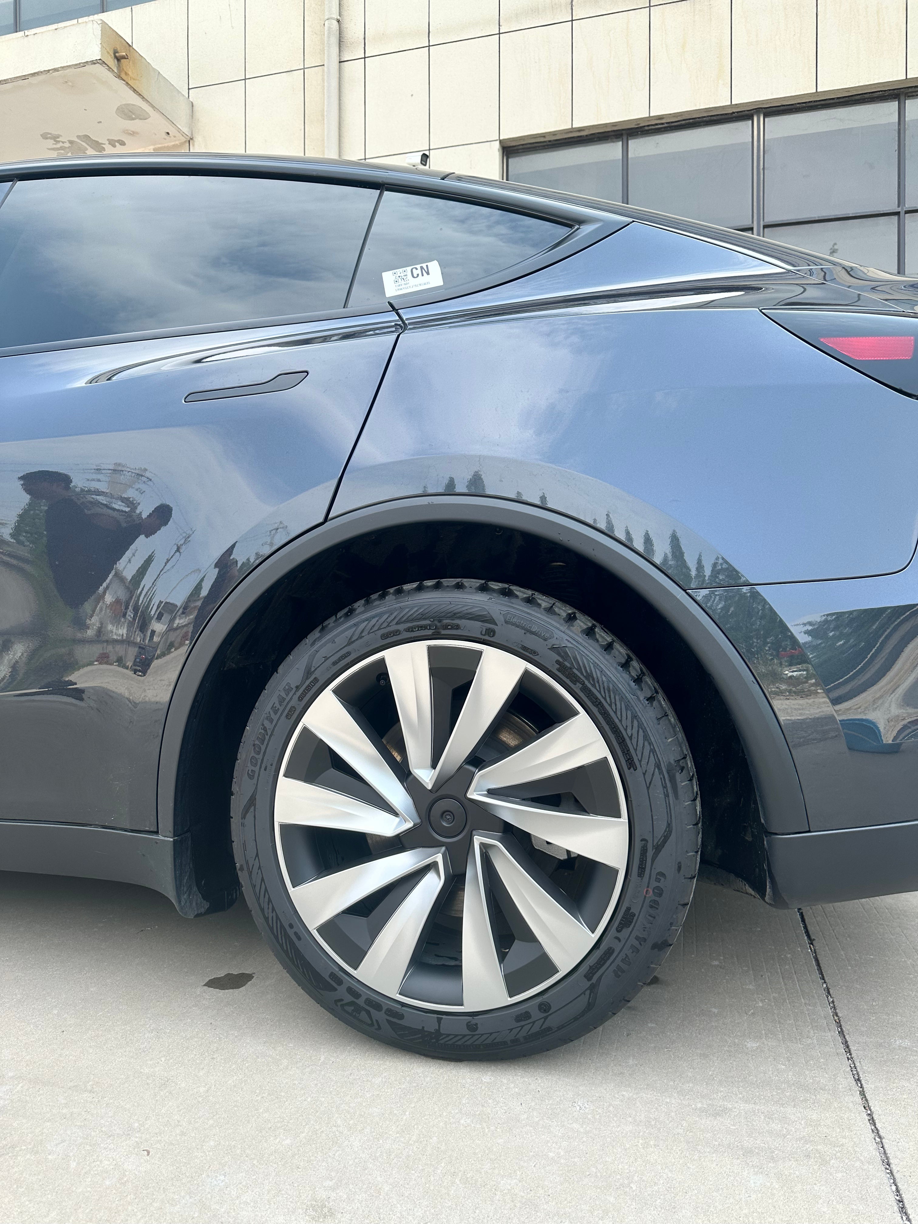 Tessgo 19" Falcon Series Wheel Covers for Tesla Model Y Juniper
