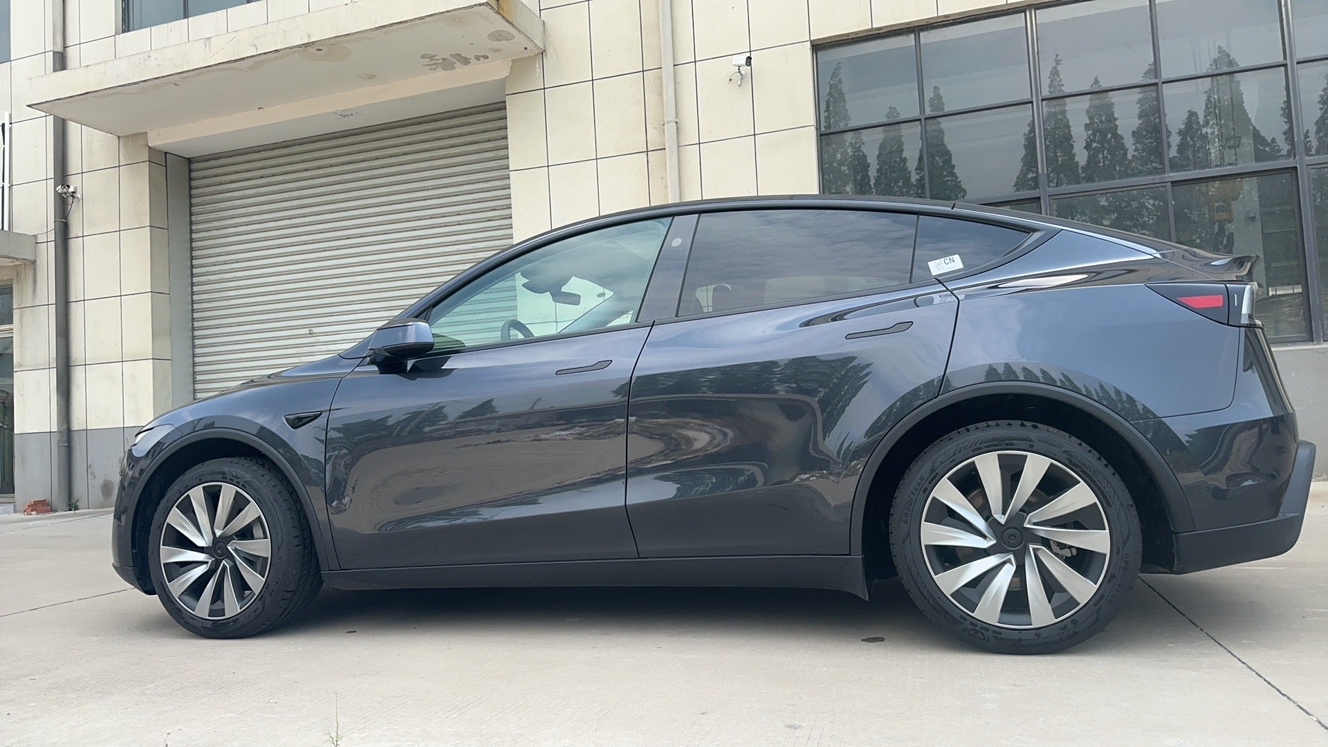 Tessgo 19" Falcon Series Wheel Covers for Tesla Model Y Juniper