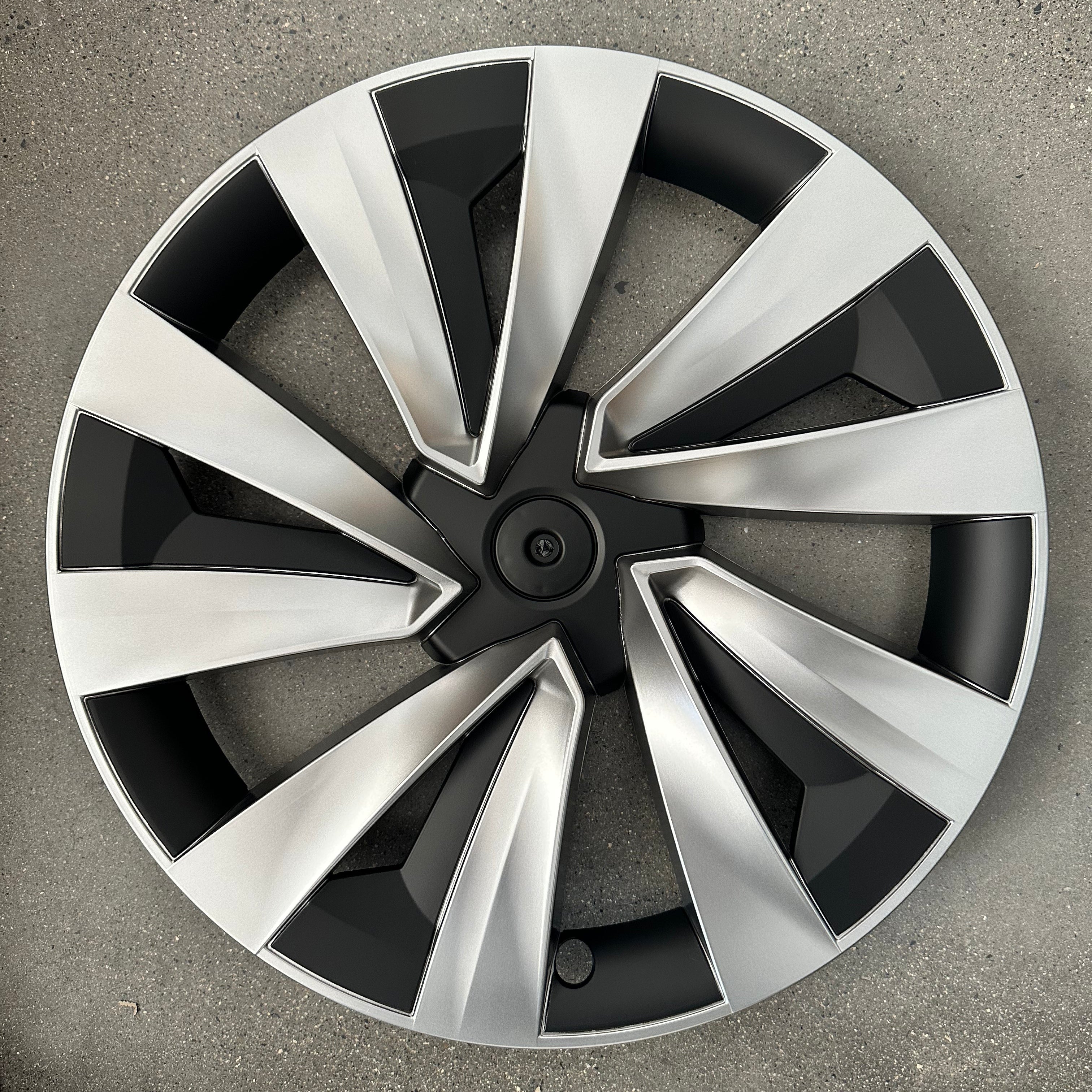 Tessgo 19" Falcon Series Wheel Covers for Tesla Model Y Juniper