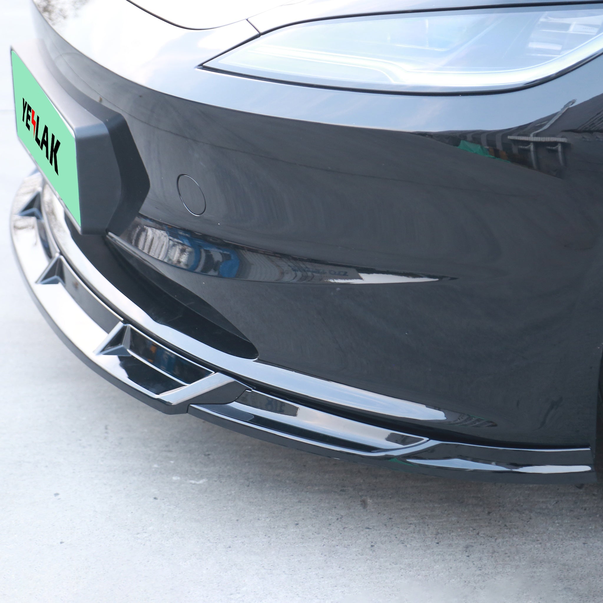 Aero Front Lip Spoiler For Tesla 2024+ Model 3 Highland (3 pieces)