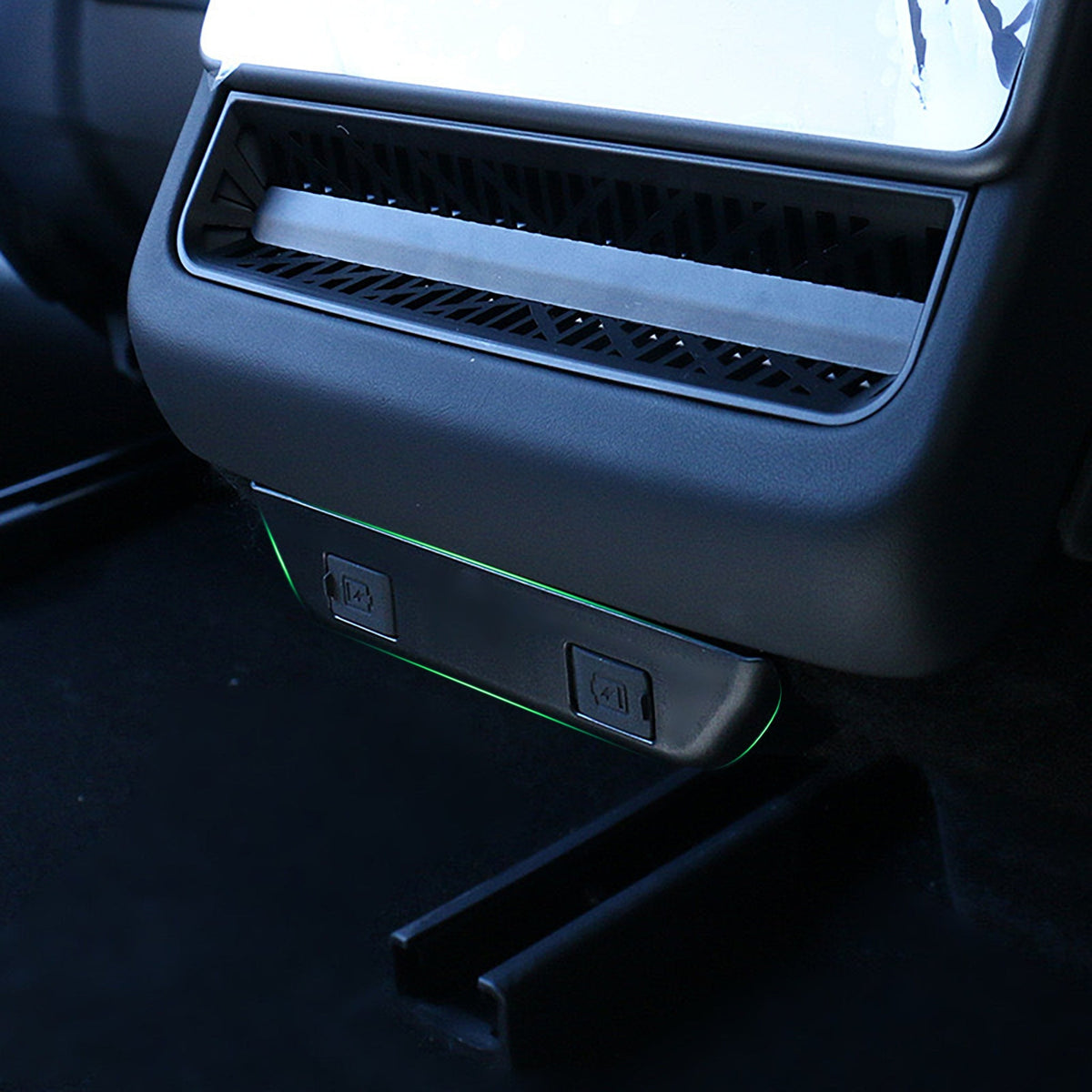 Anti-Dust USB Type-C Protector for Tesla Model 3 Highland 2024+