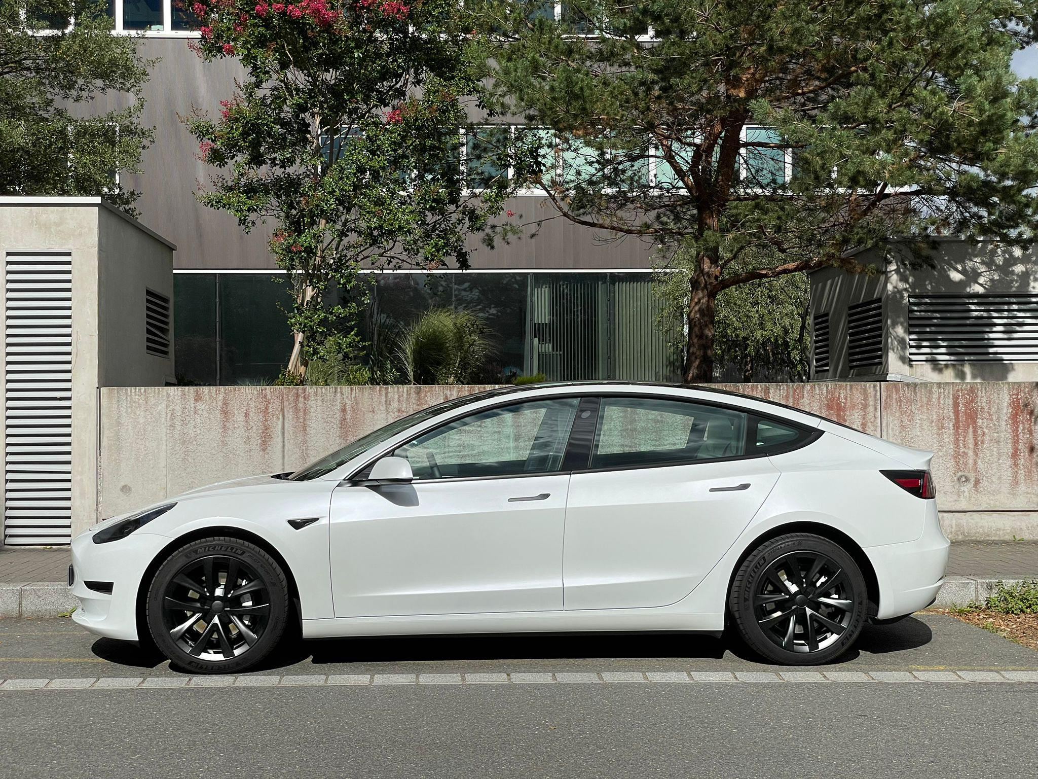 Tesla Model 3 Arachnid Styled Aero Wheel Cover Set for Tesla Model 3 18'' Aero Wheels