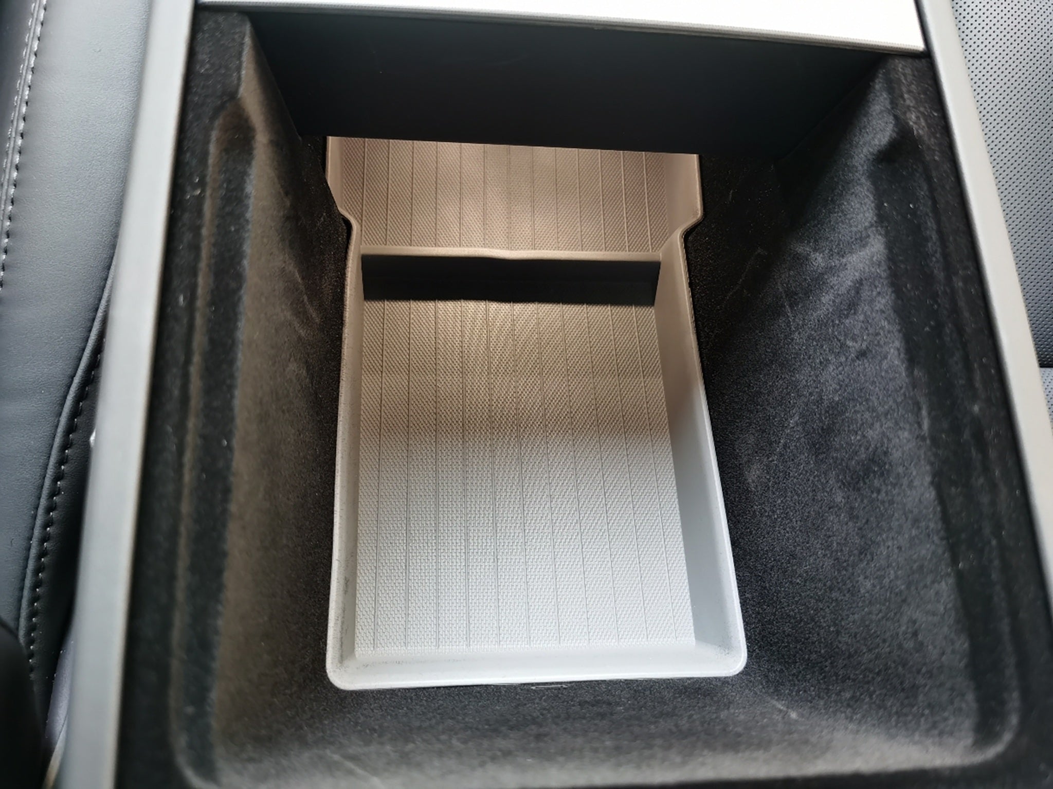Armrest Underneath Storage Tray for 2024+ Model 3 & 2025+ Model Y