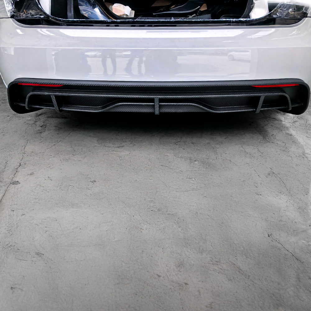 Carbon Fiber Rear Diffuser Replacement for Tesla Model S (2021–2025) – Aerodynamic Performance Upgrade