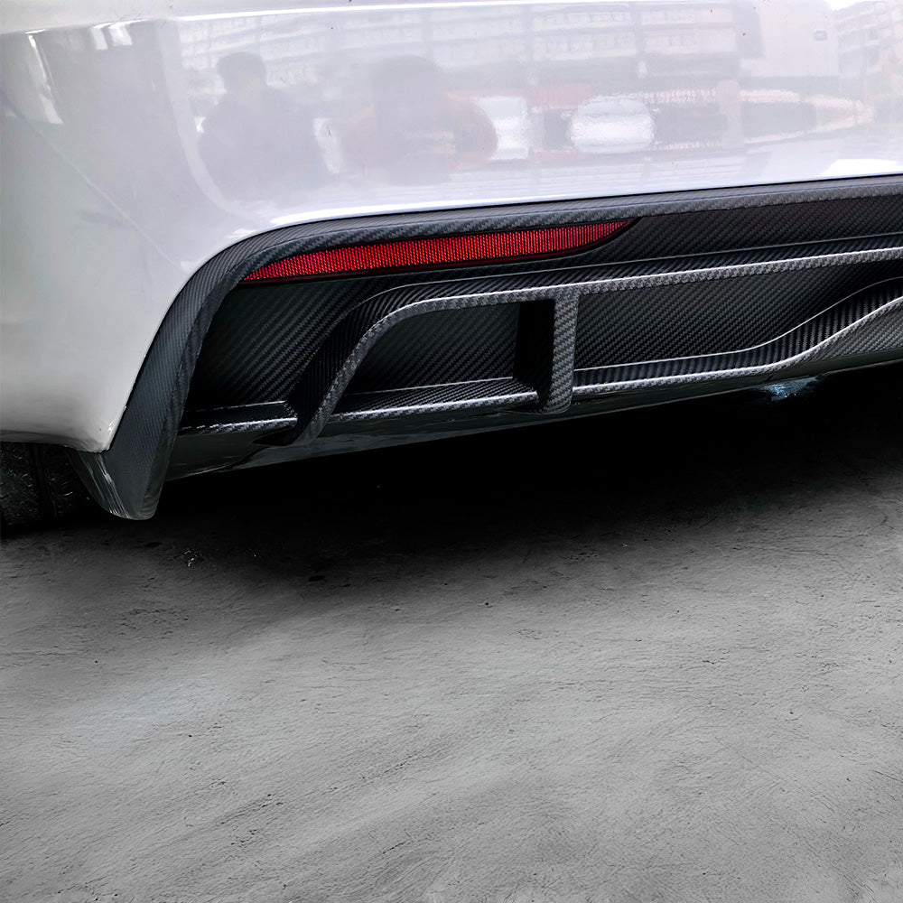 Carbon Fiber Rear Diffuser Replacement for Tesla Model S (2021–2025) – Aerodynamic Performance Upgrade