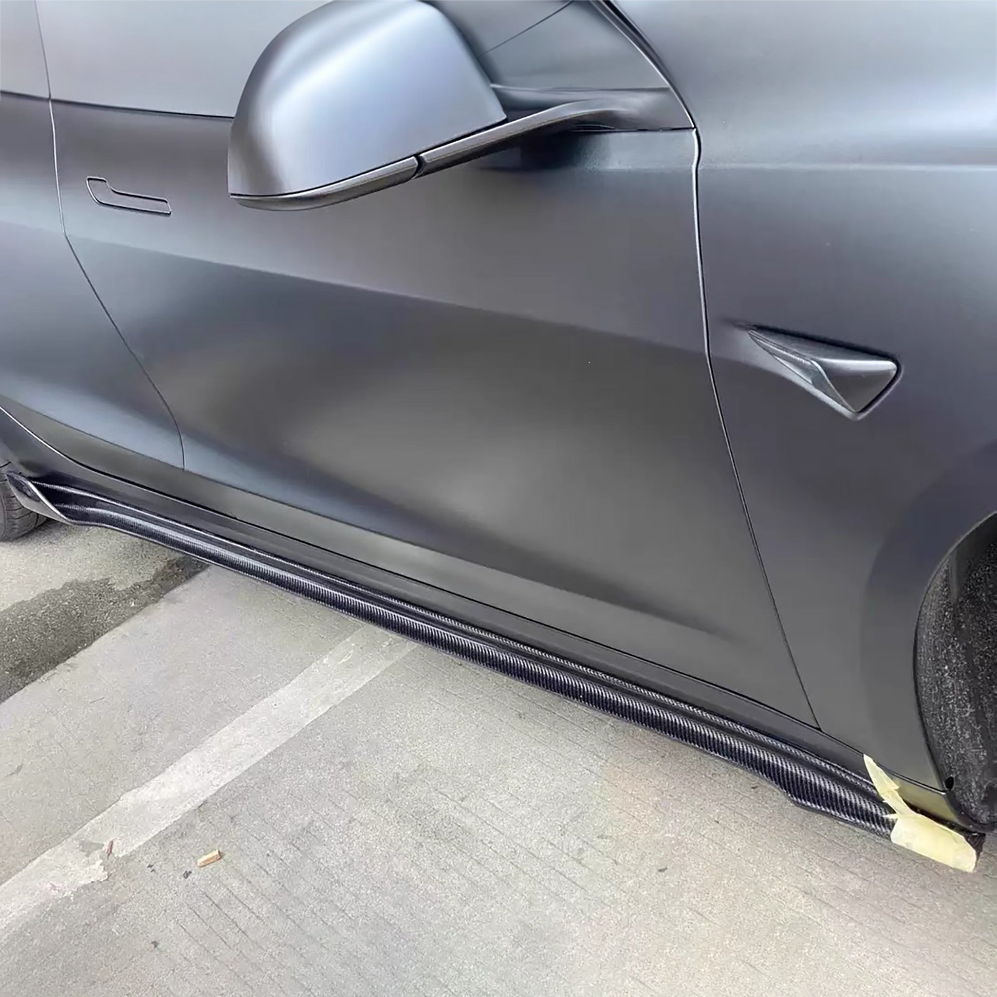 Real Carbon Fiber V-Style Side Skirts For Model 3 2017-2024+