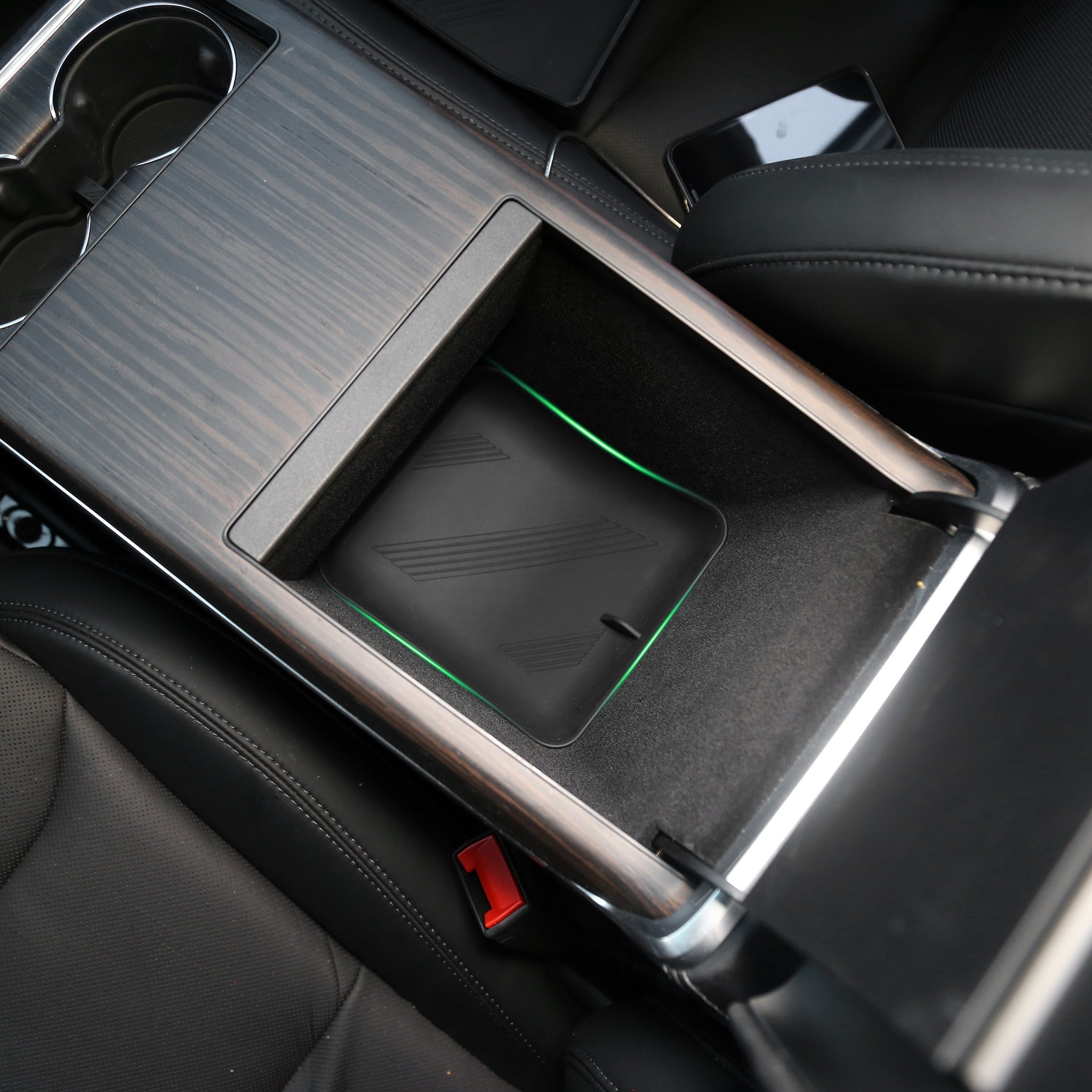 Custom Silicone Center Console Storage Trays for Refreshed Tesla Model X 2021+ – Dust-Resistant, Non-Slip Interior Organizer