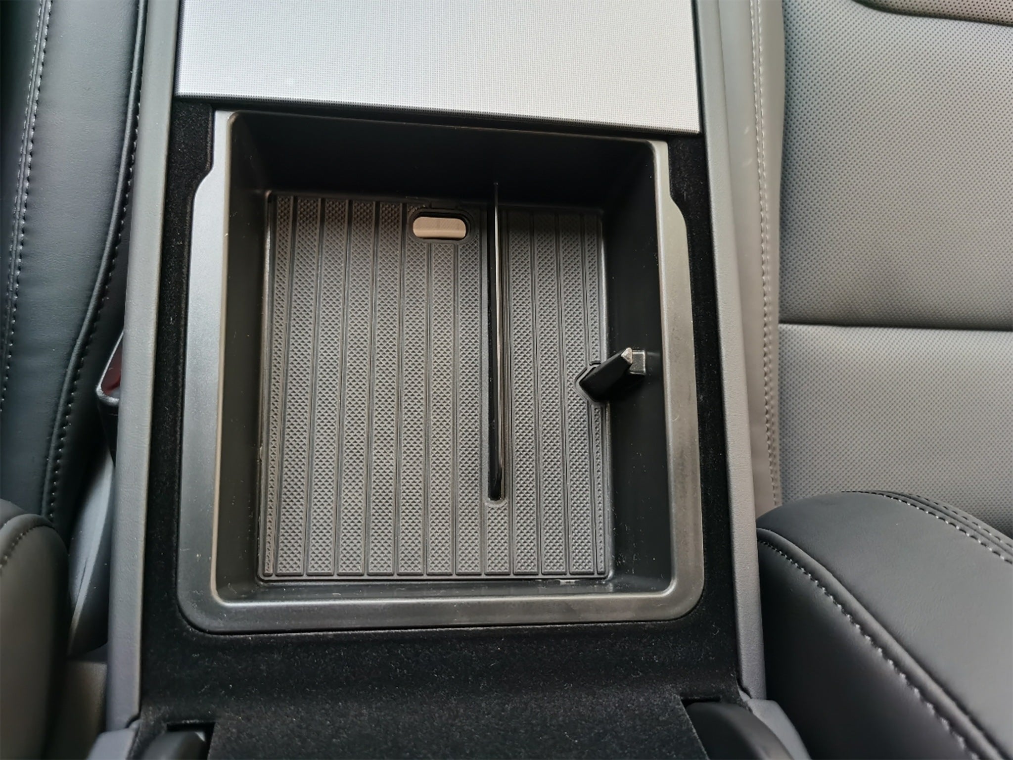Center Console & Armrest Storage Tray for 2024+ Model 3 & 2025+ Model Y