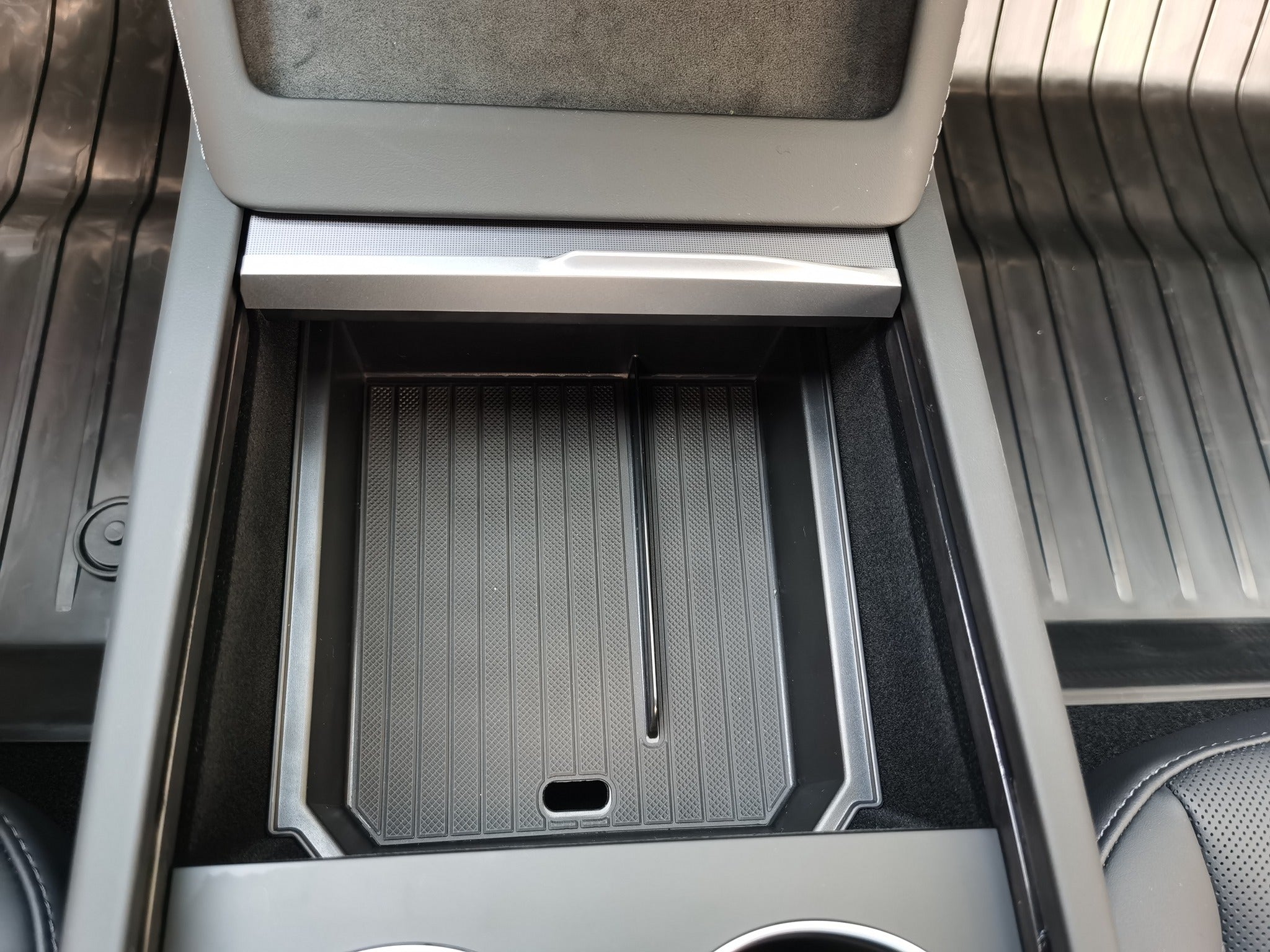 Center Console & Armrest Storage Tray for 2024+ Model 3 & 2025+ Model Y