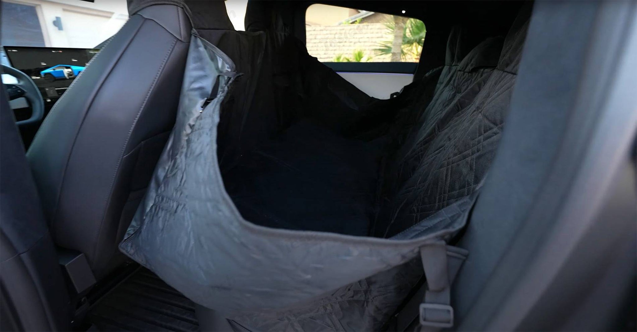 Custom-Fit Dog Seat Cover for Tesla Cybertruck
