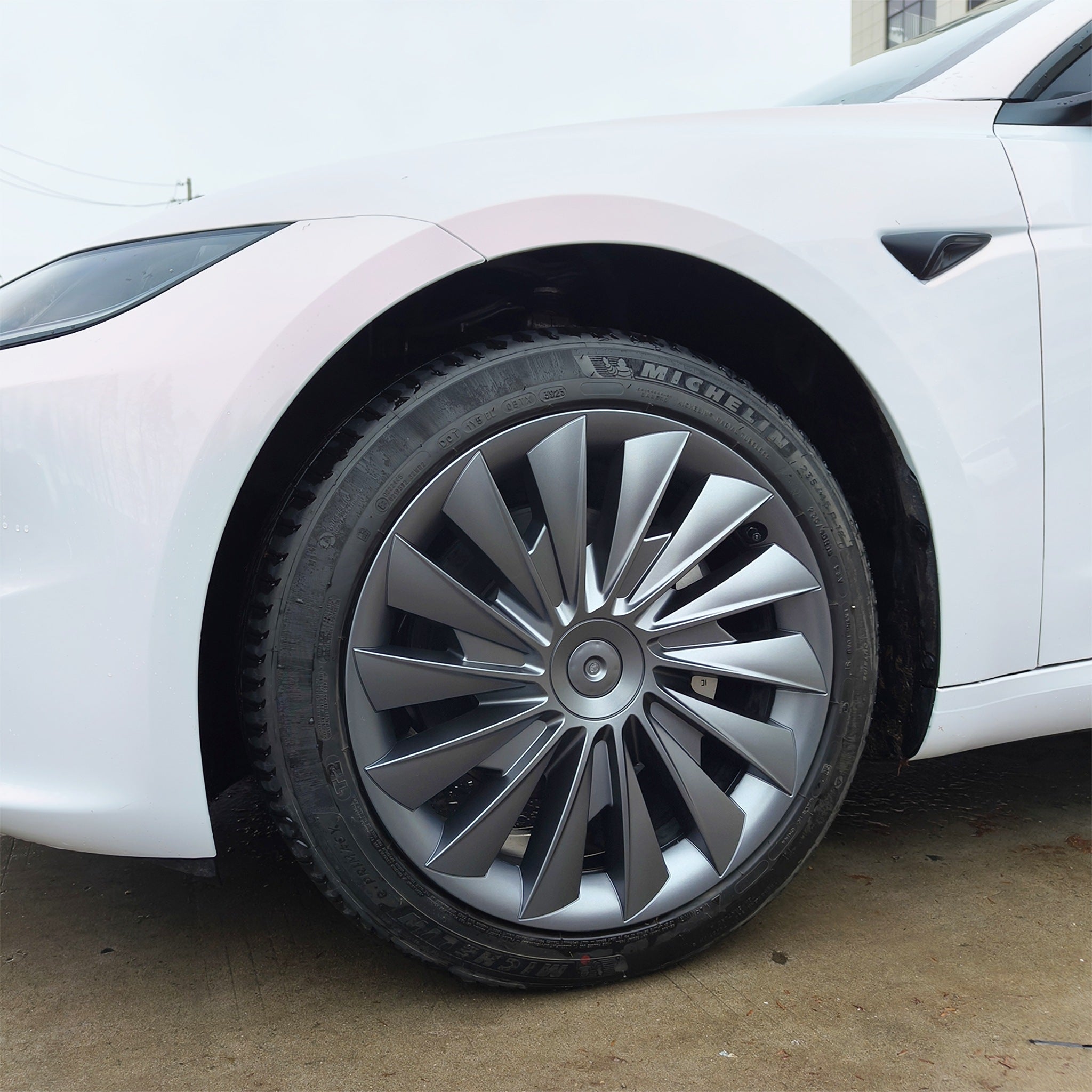 Tesla Model 3 2024 Highland 18 inch Turbine Wheel Covers