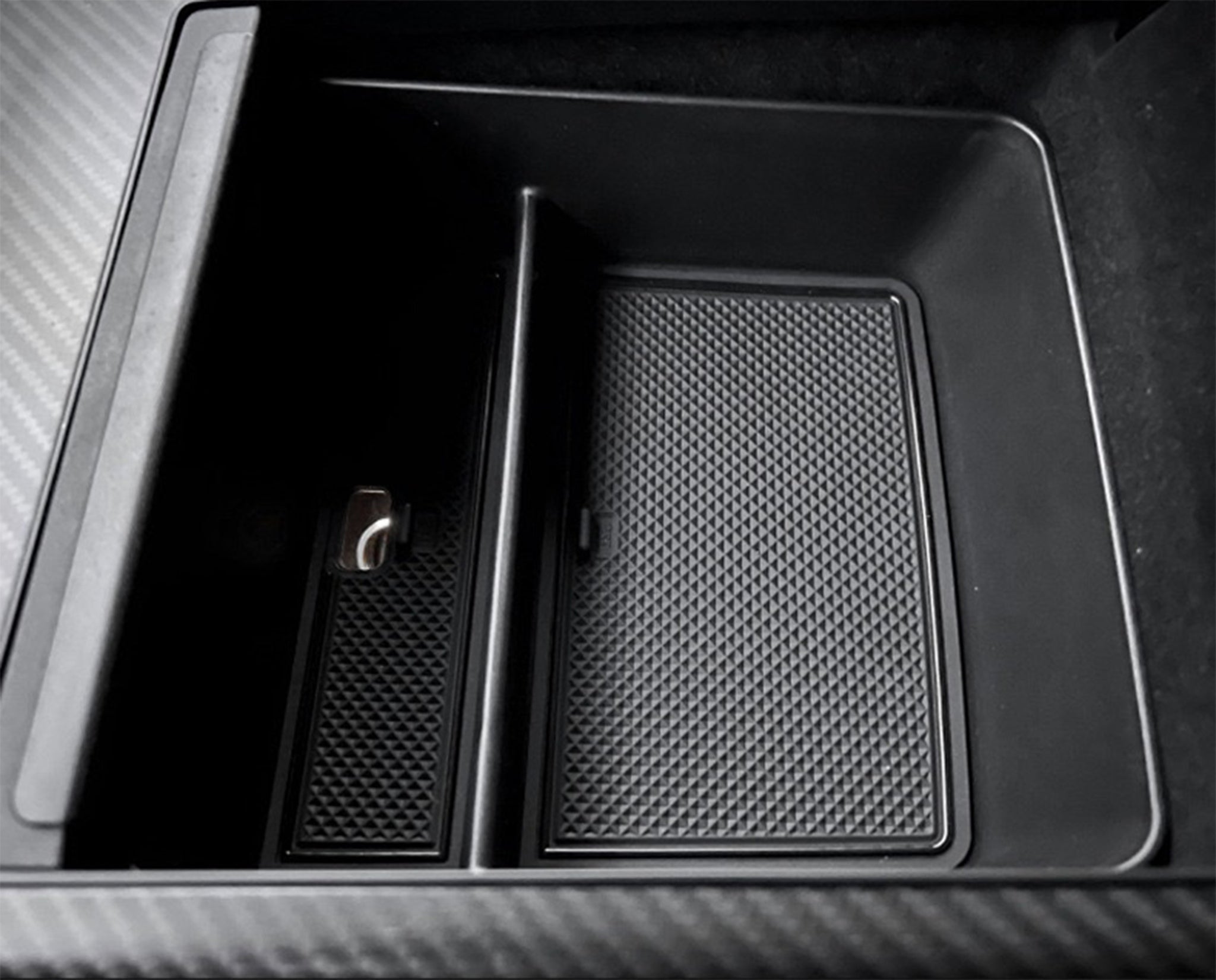 Tesla Model S / X Armrest Center Console Organizer Tray – Dual-Layer Storage with Cable Routing & Noise-Reducing Pad