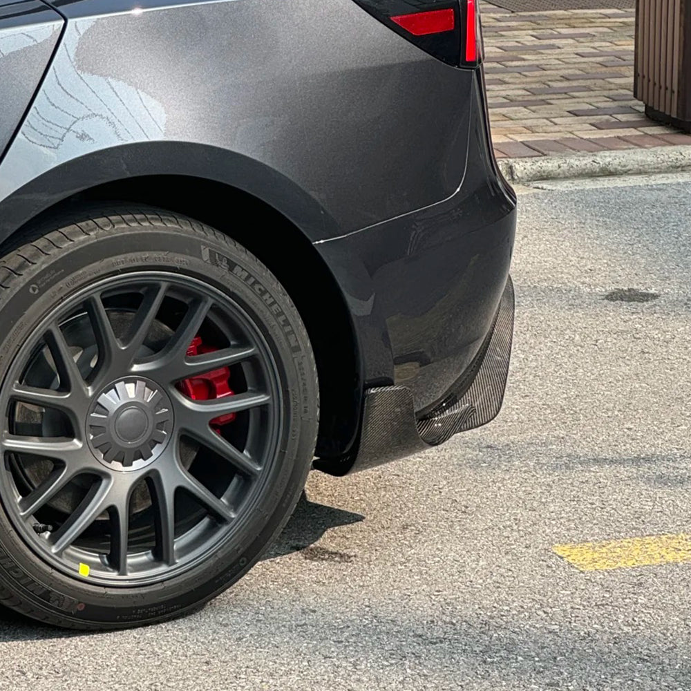 Side view of Real Carbon Fiber Rear Diffuser installed on Tesla Model 3 2024+