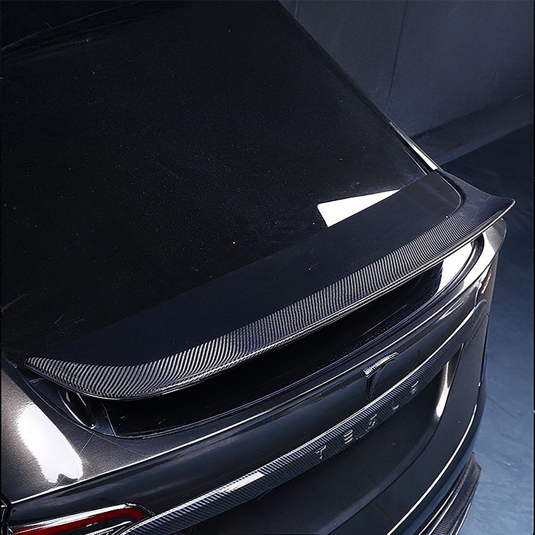 Bundle: Full Carbon Fiber Aero Kit for Tesla Model X (2021–2025) – Front Lip, Side Skirts, Diffuser & Spoiler