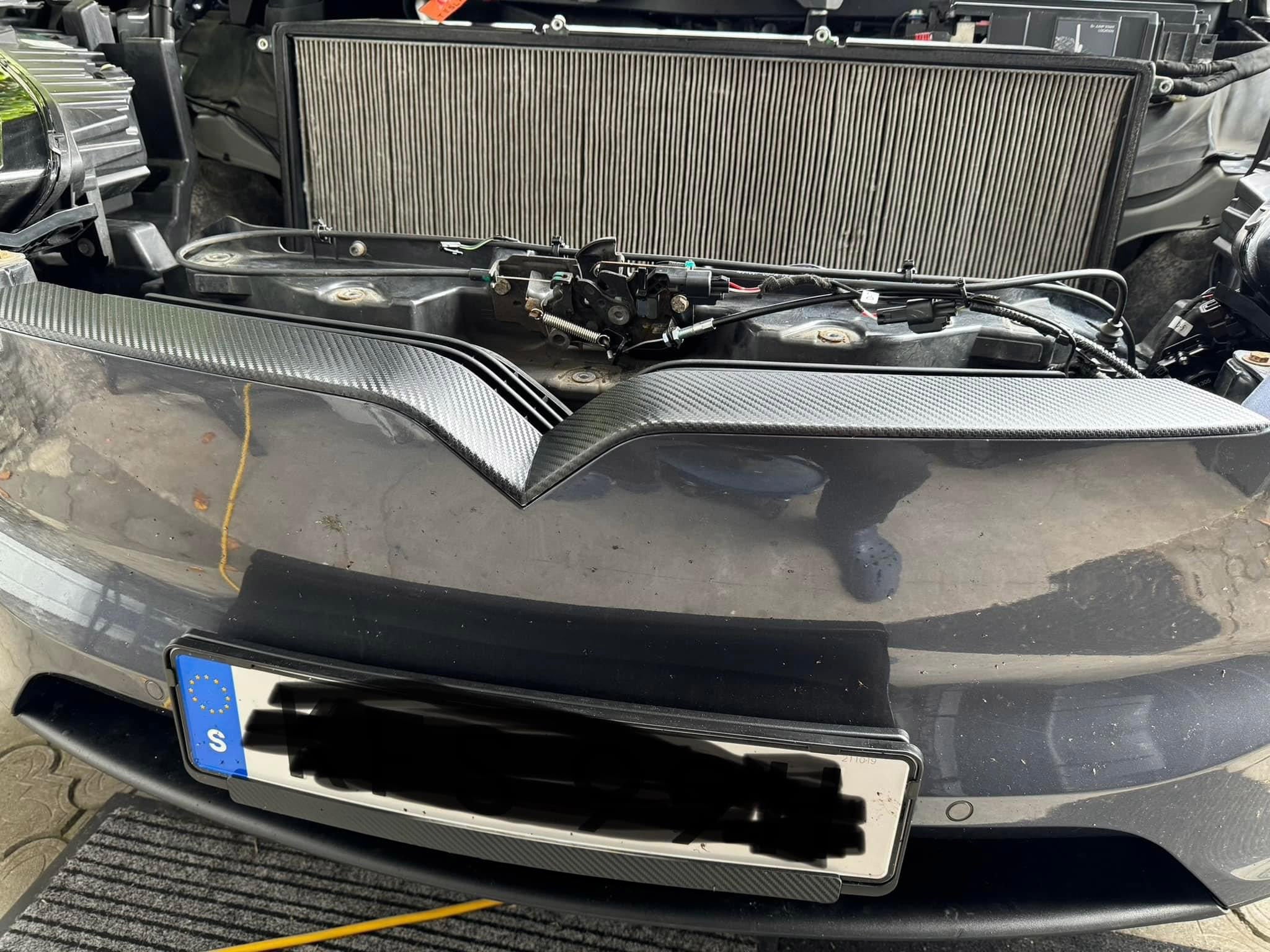 Tesla Model S Carbon Fiber Front Bumper Inlay | High-Gloss OEM Style Upgrade 2016-2025
