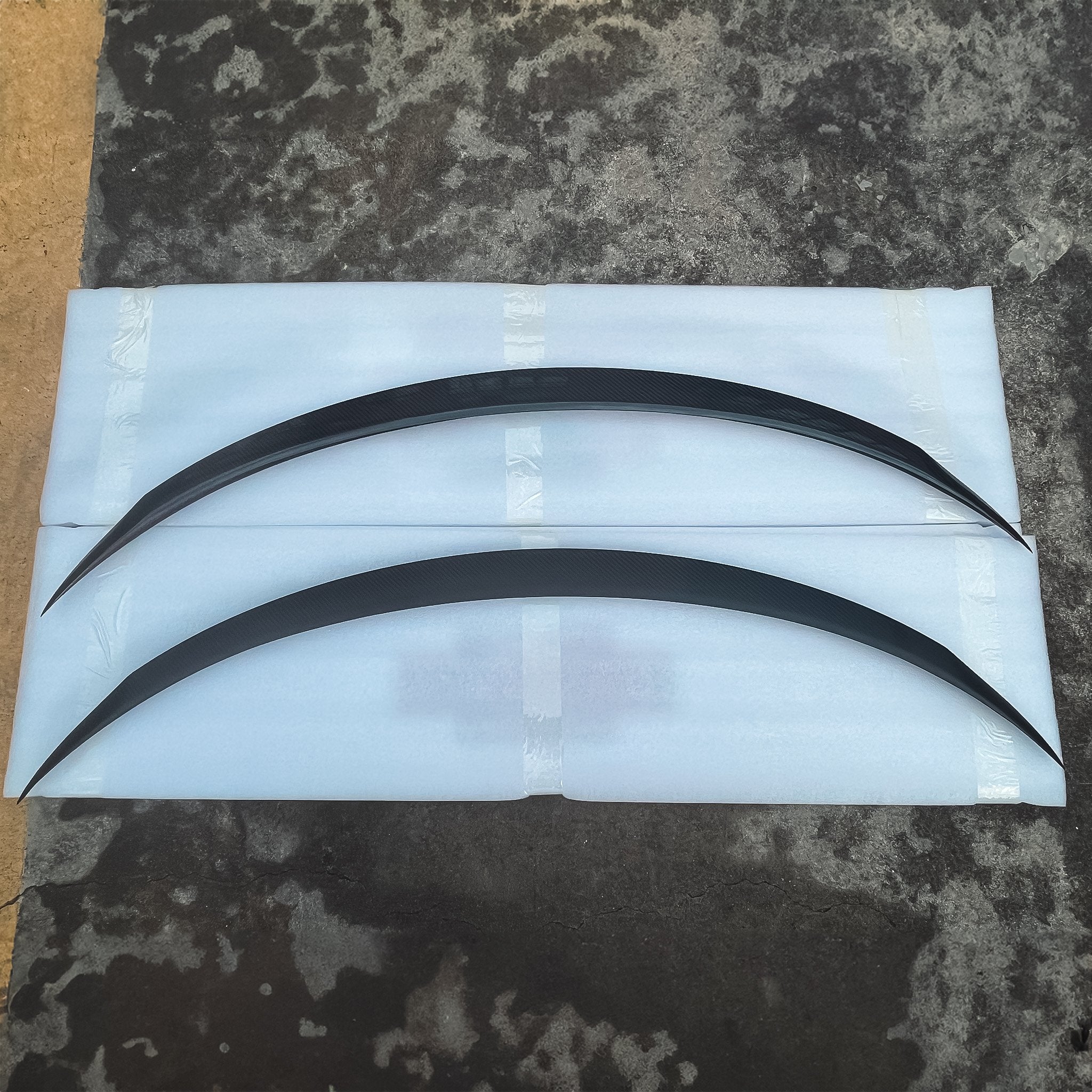Teego High-Performance Carbon Fiber Spoiler for Tesla Model Y – Inspired by Model 3 Performance Style, Matte/Gloss Finish
