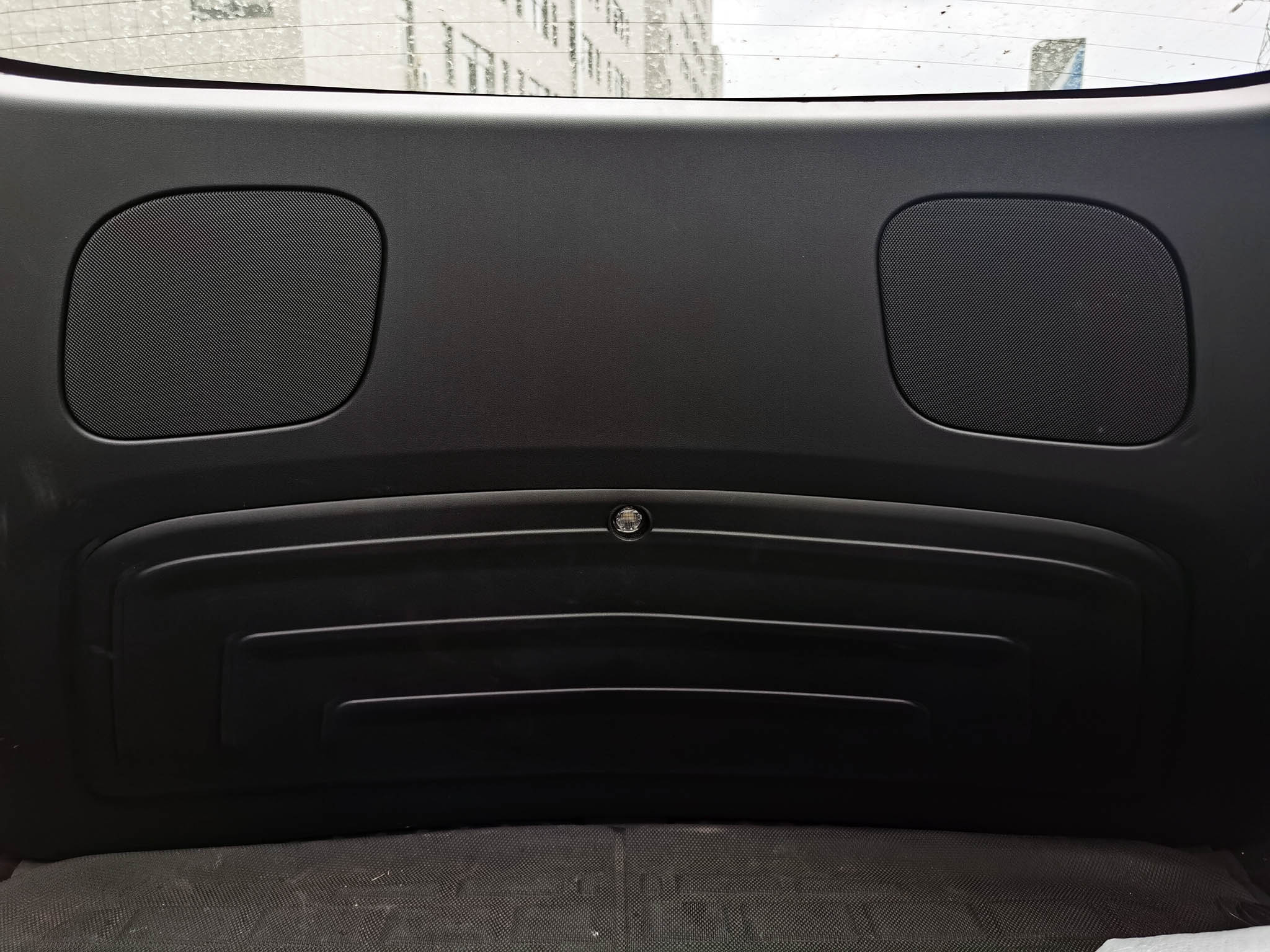 Tesla Model Y Trunk Lid Protector Mat (2020–2024) – All-Weather TPE Rubber, Scratch & Dirt Resistant
