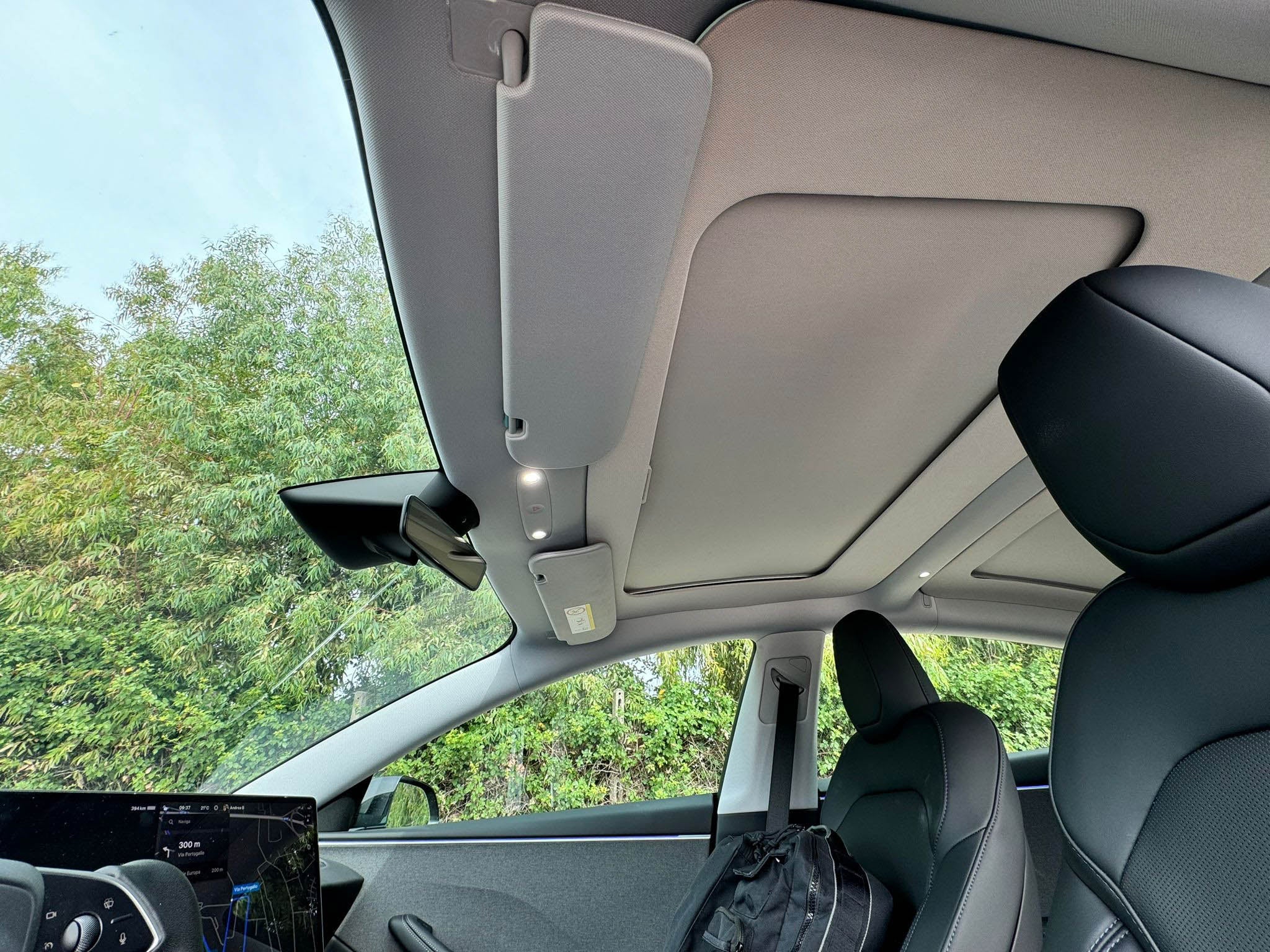 Teego Retractable Sunshade for Tesla Model 3 & Y (All Years)