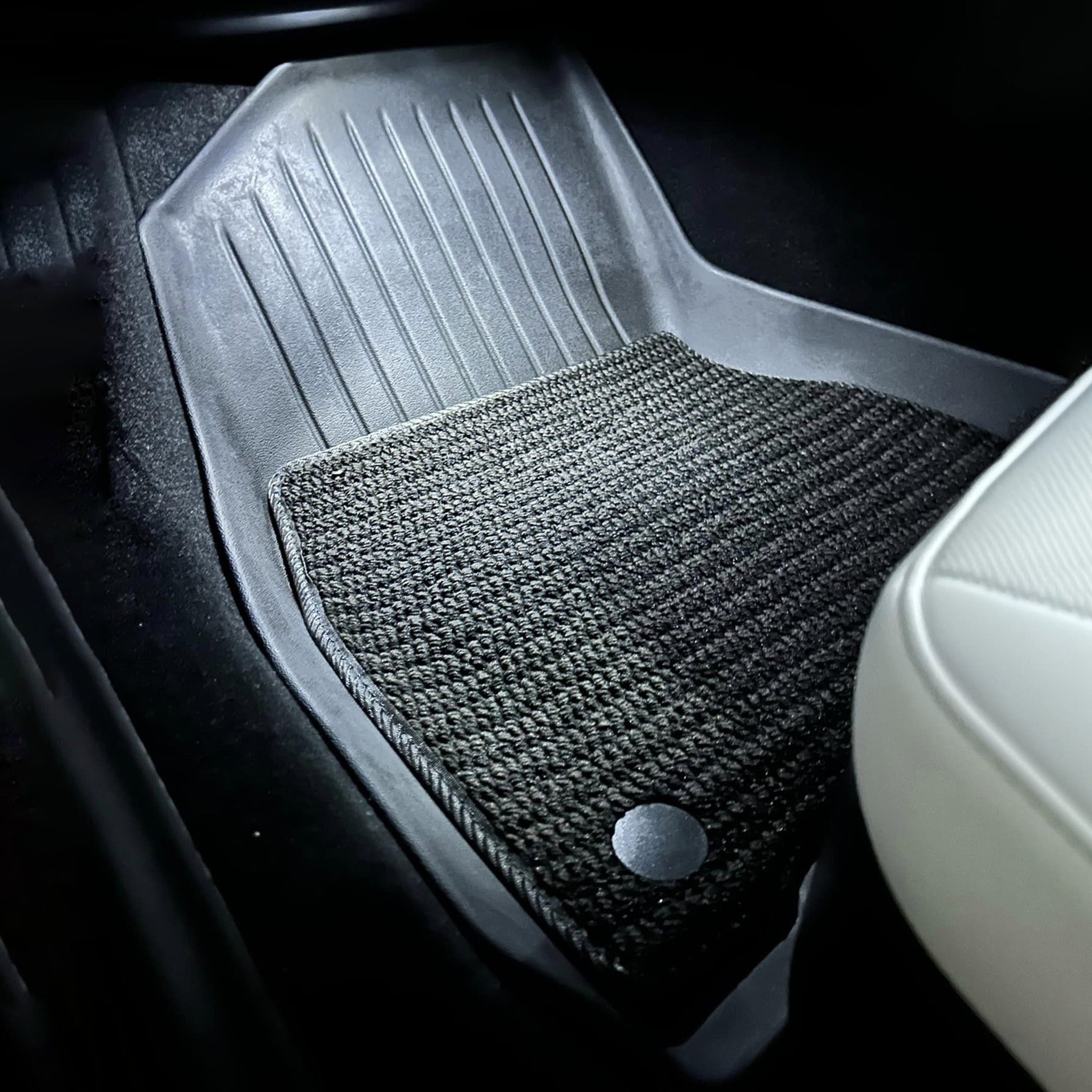 Right Hand Drive Floor Mats for Tesla Model 3 & Model 3 Highland (2017-2026+)
