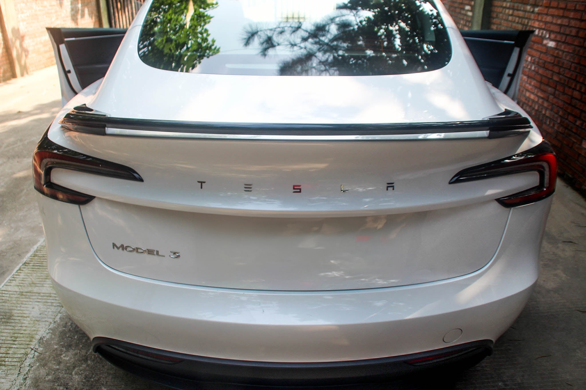 Bundle:Tessgo 4-Piece Sporty ABS Aero Body Kit for Tesla Model 3 2024+