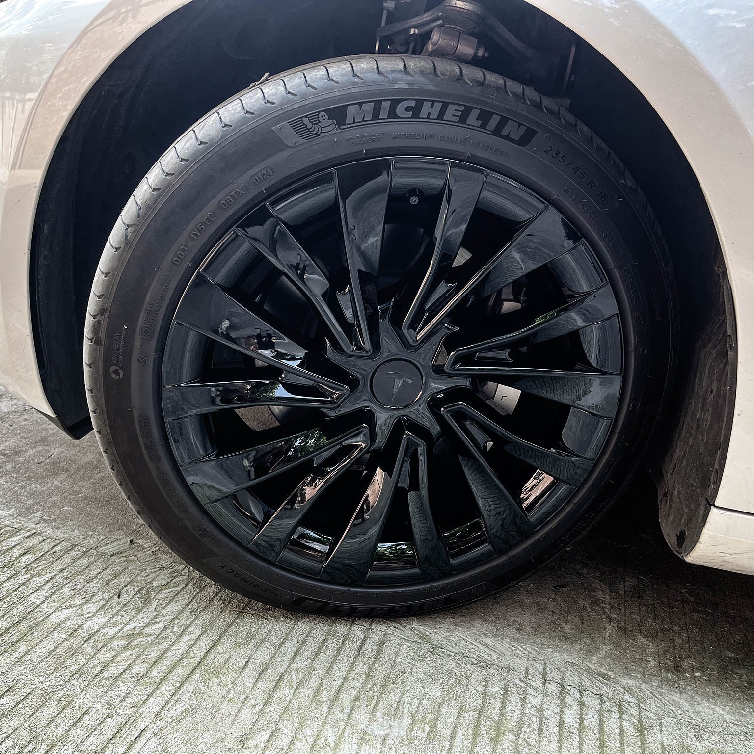 Tesla Model 3 Highland Wheel Covers 18 Inch Hub Caps Sport Wheel Caps