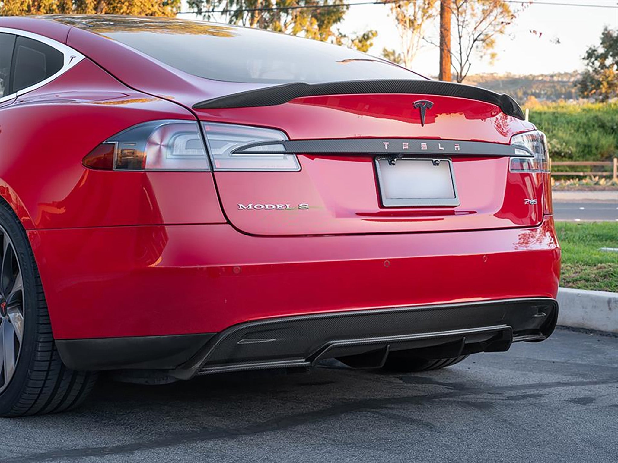 Tesla Model S Real Carbon Fiber Rear Spoiler - High-Gloss Aerodynamic Upgrade for Enhanced Performance & Style (2016-2025)