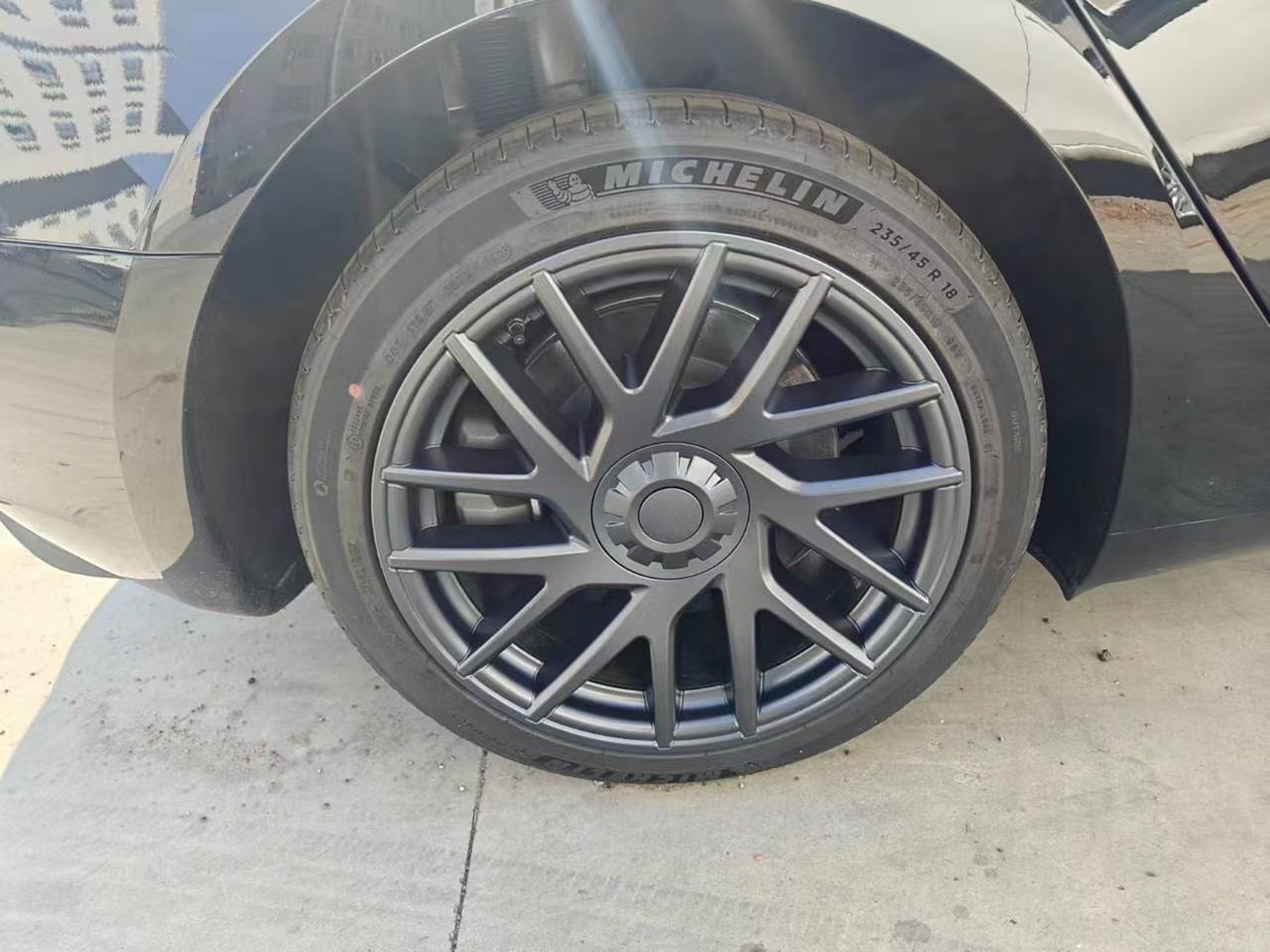 1 Pcs of Tesla Wheel Cover for 2024 New Model 3 Highland 18'' Wheels