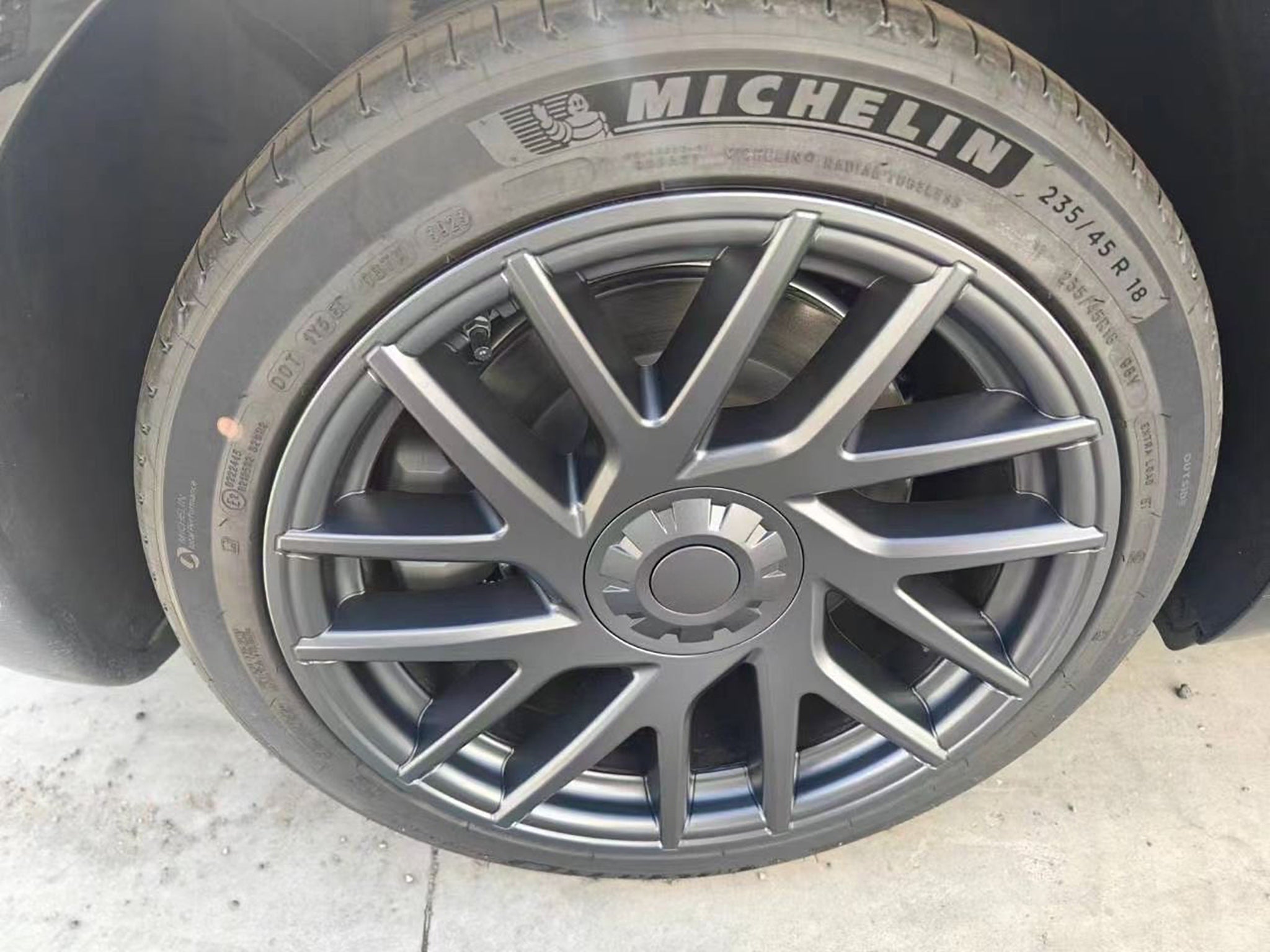 1 Pcs of Tesla Wheel Cover for 2024 New Model 3 Highland 18'' Wheels