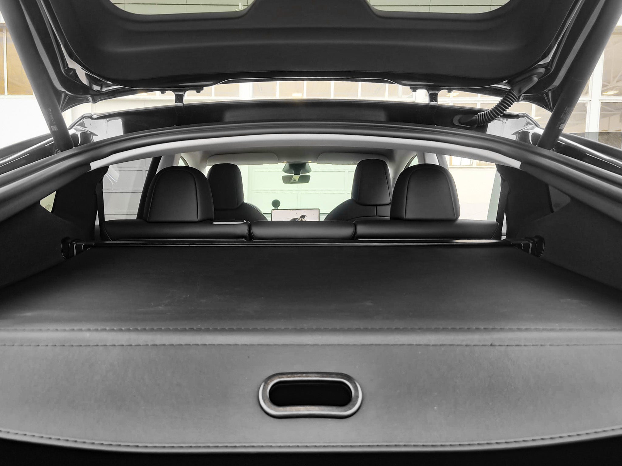 Tesla Model Y Juniper Retractable Cargo Trunk Cover | Premium Privacy & Noise-Reduction Shade (2025.03+ Compatible)