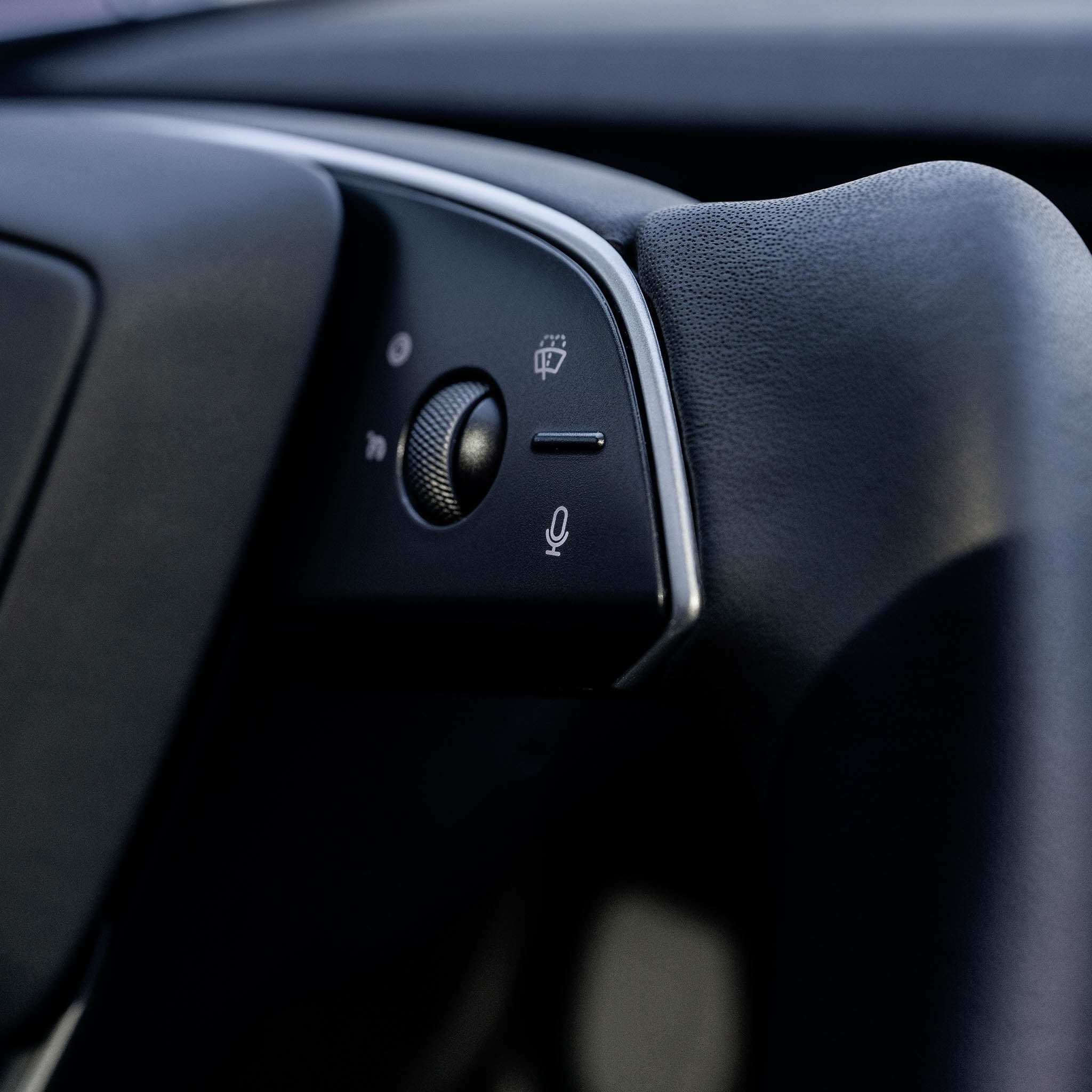 2024+Tesla Model 3 Highland Yoke Steering Wheel