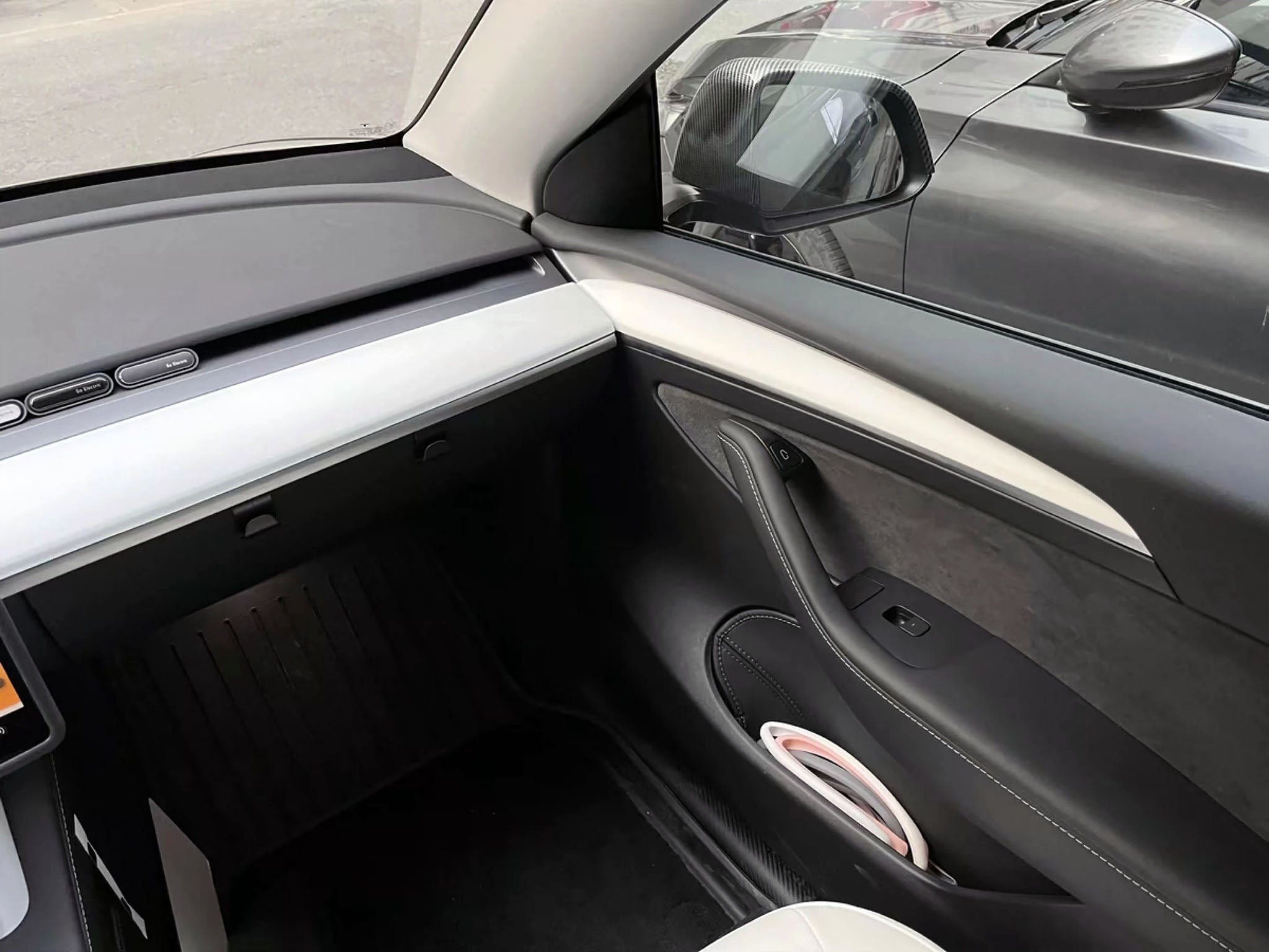 Dashboard & Front Door Trim Cover for Tesla Model 3&Y (2021-2023)