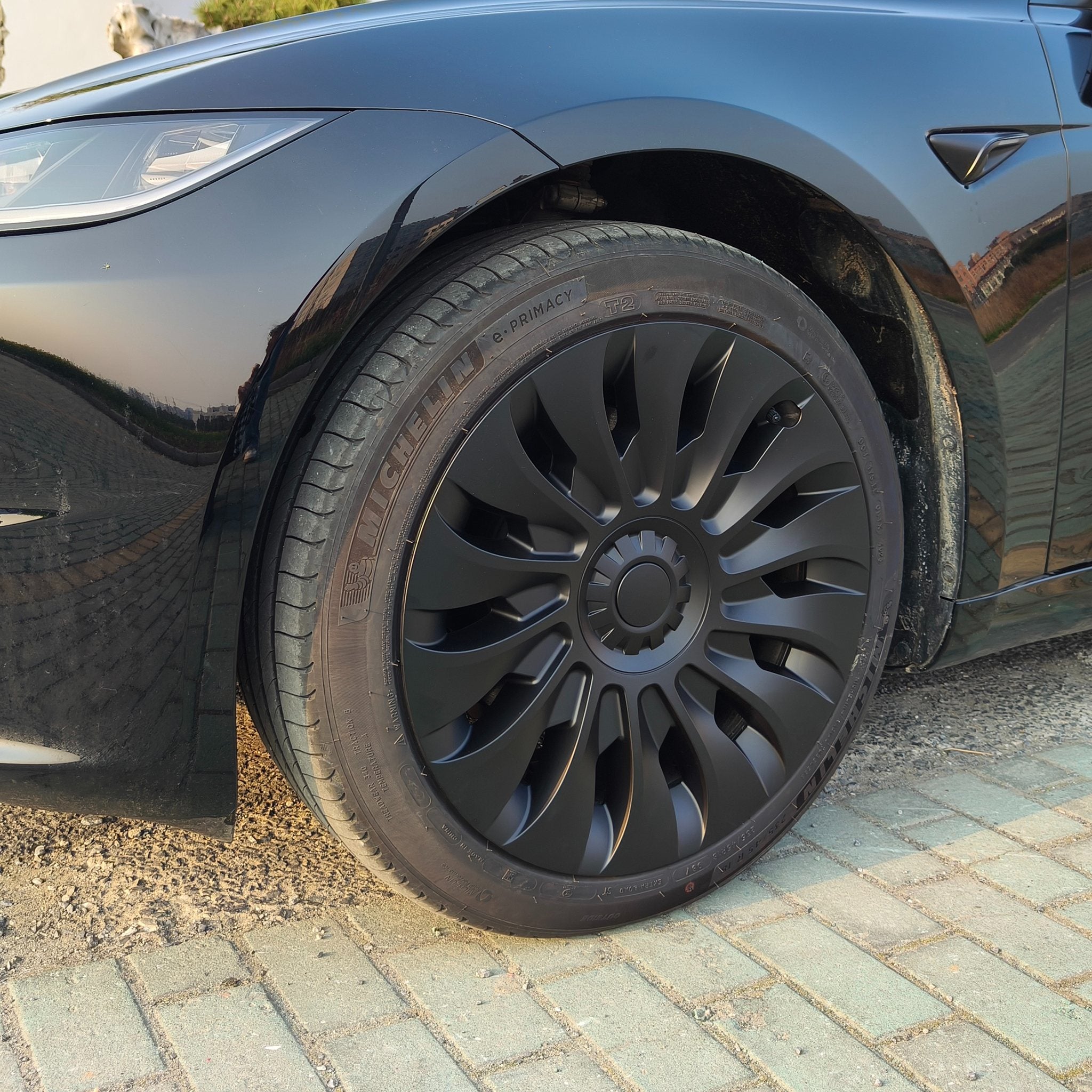 1 Pcs of UberTurbine 18'' Wheel Covers for 2024+ Model 3 (Single Replacement)