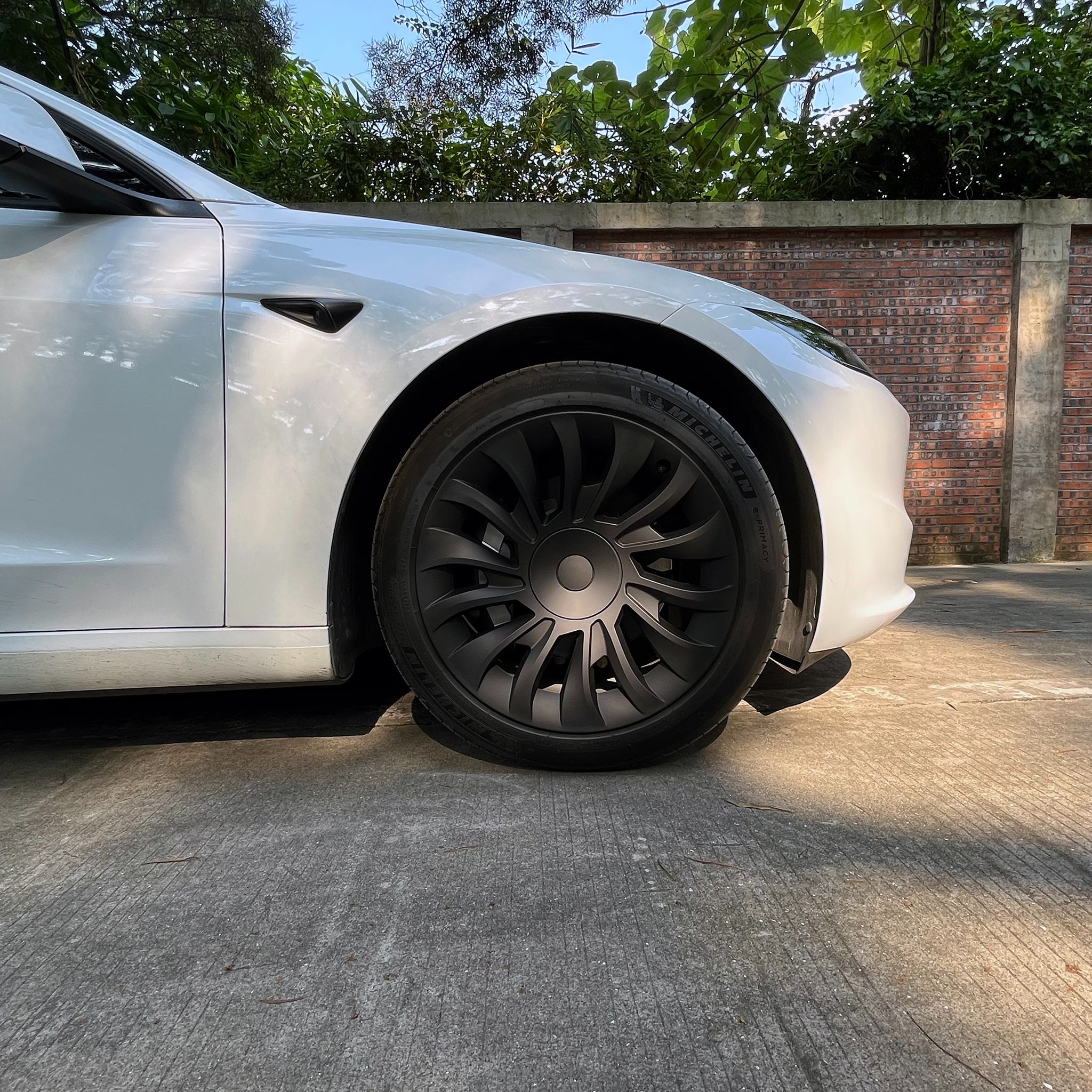 Tesla Model 3 Highland 18inch Überturbine Wheel Covers Photon Wheel Caps