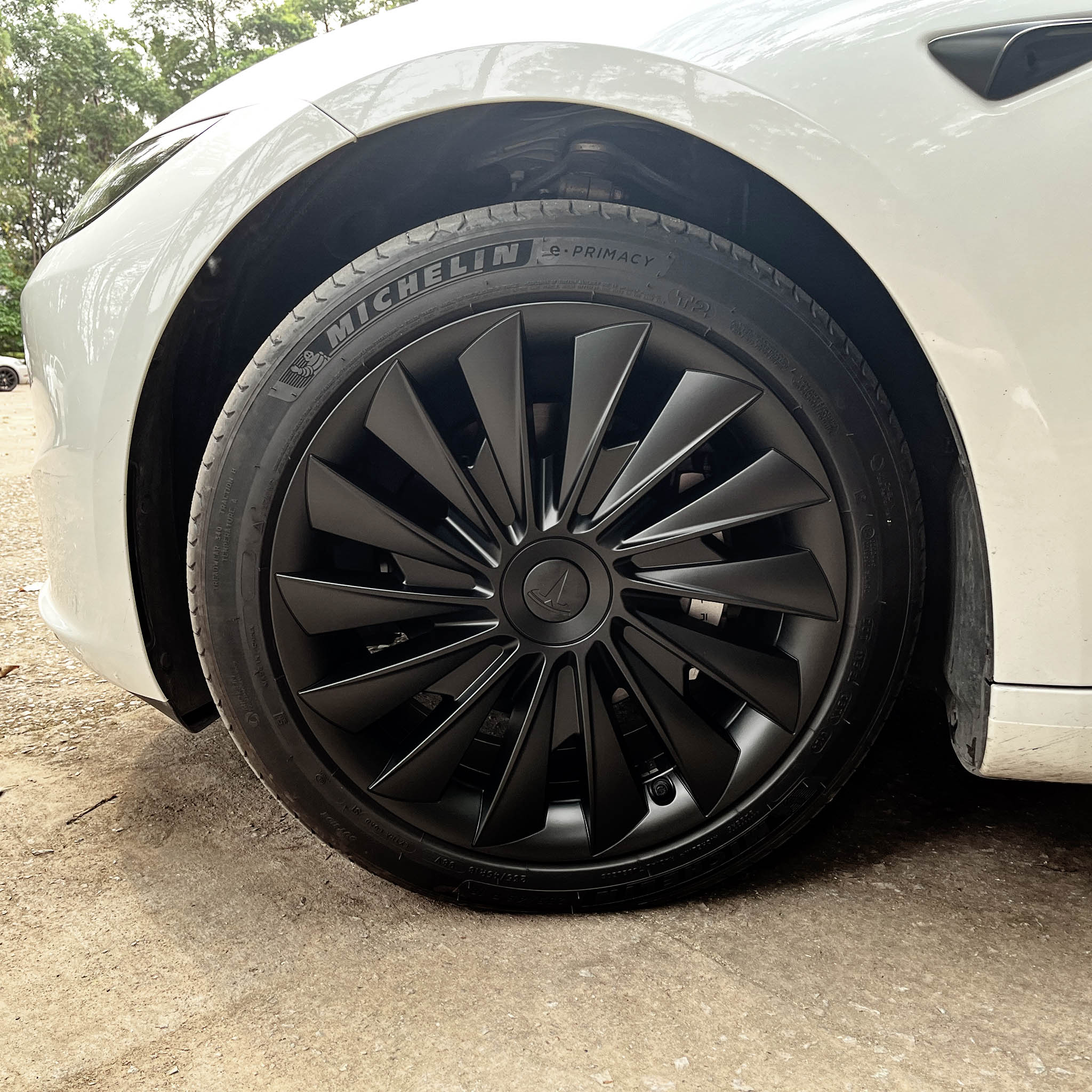 Tesla Model 3 2024 Highland 18 inch Cyclone Style Wheel Covers