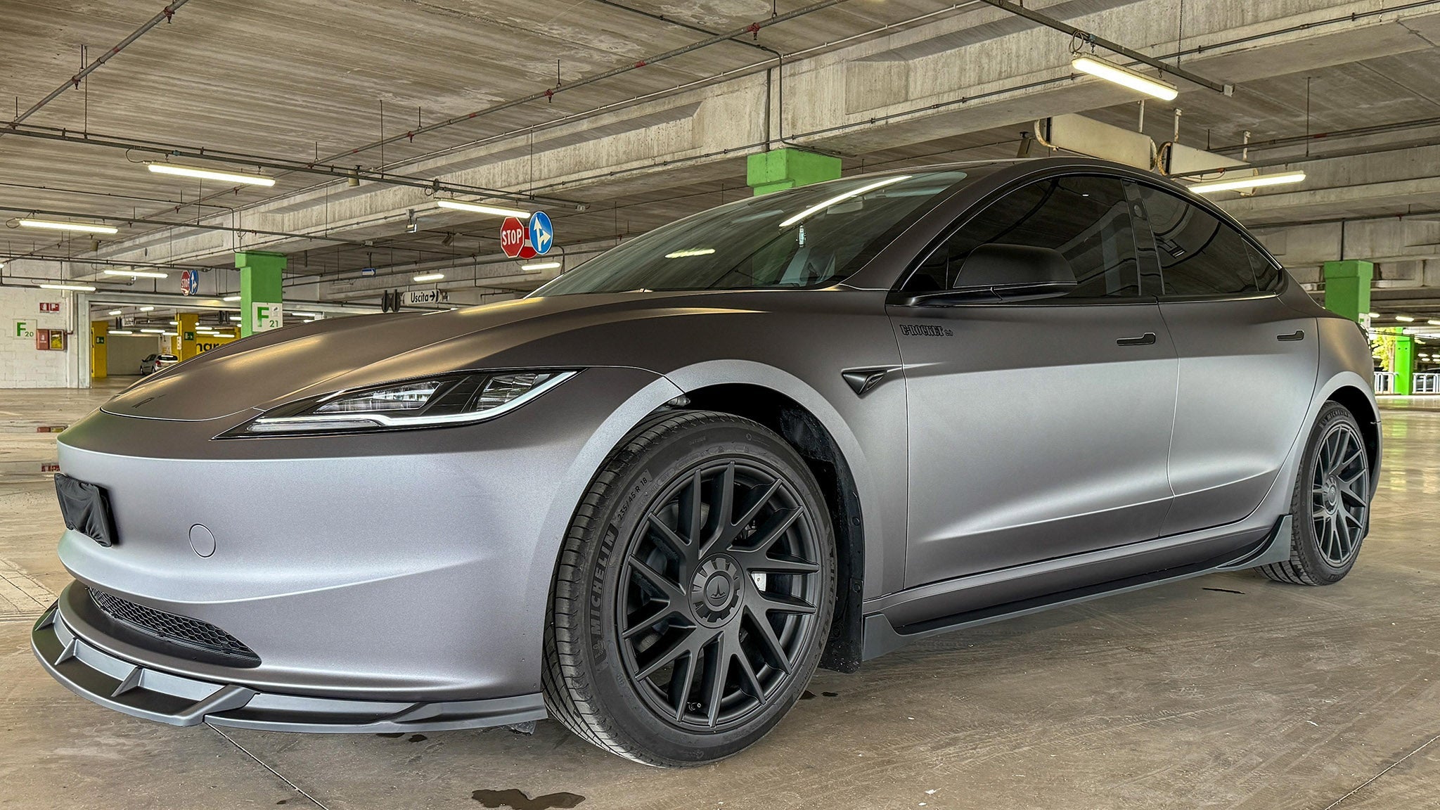 Bundle：Tessgo 4-Piece Sporty ABS Aero Body Kit for Tesla Model 3 2024+