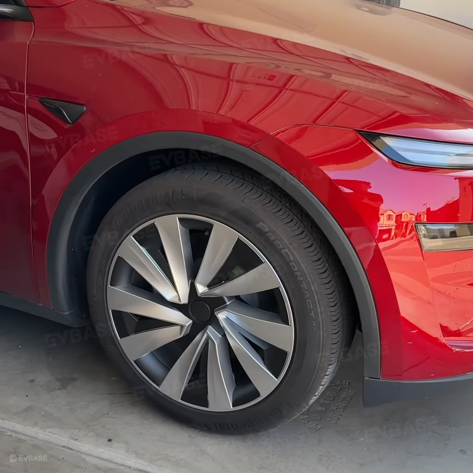 Tessgo "Helix-Aero" 19" Spiral Style Wheel Covers for Tesla Model Y Juniper 4PCS