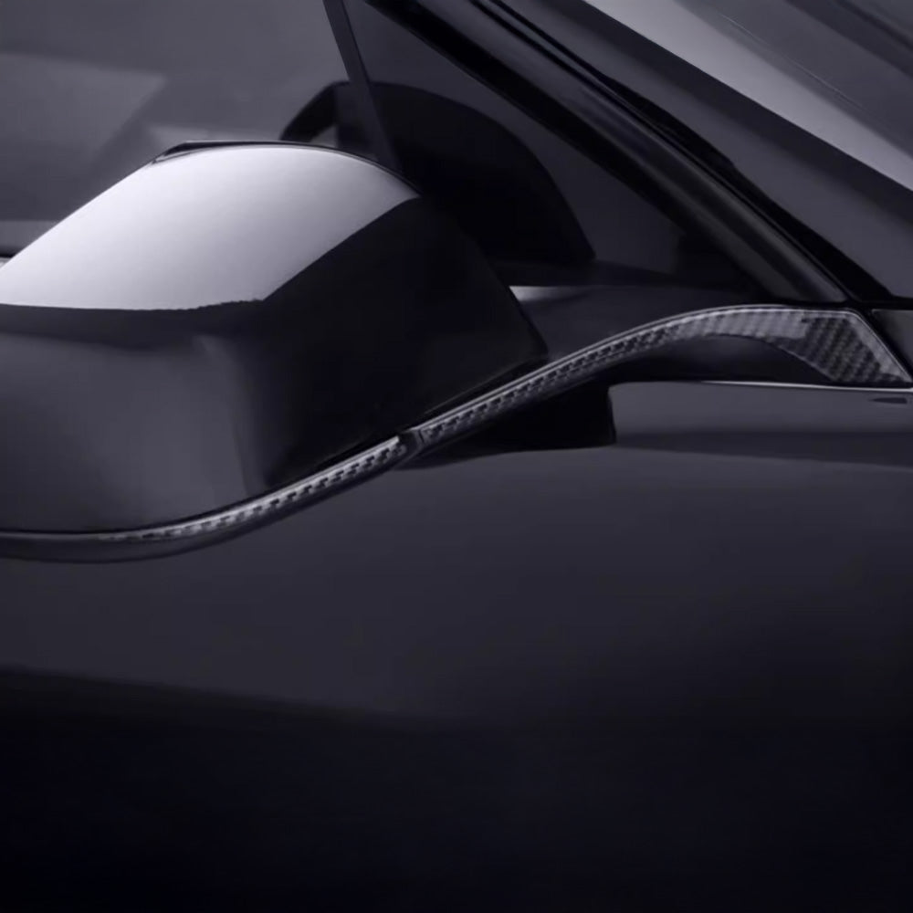 glossy Carbon Fiber Mirror Cap Trim for Tesla Model 3/Y– detail shot