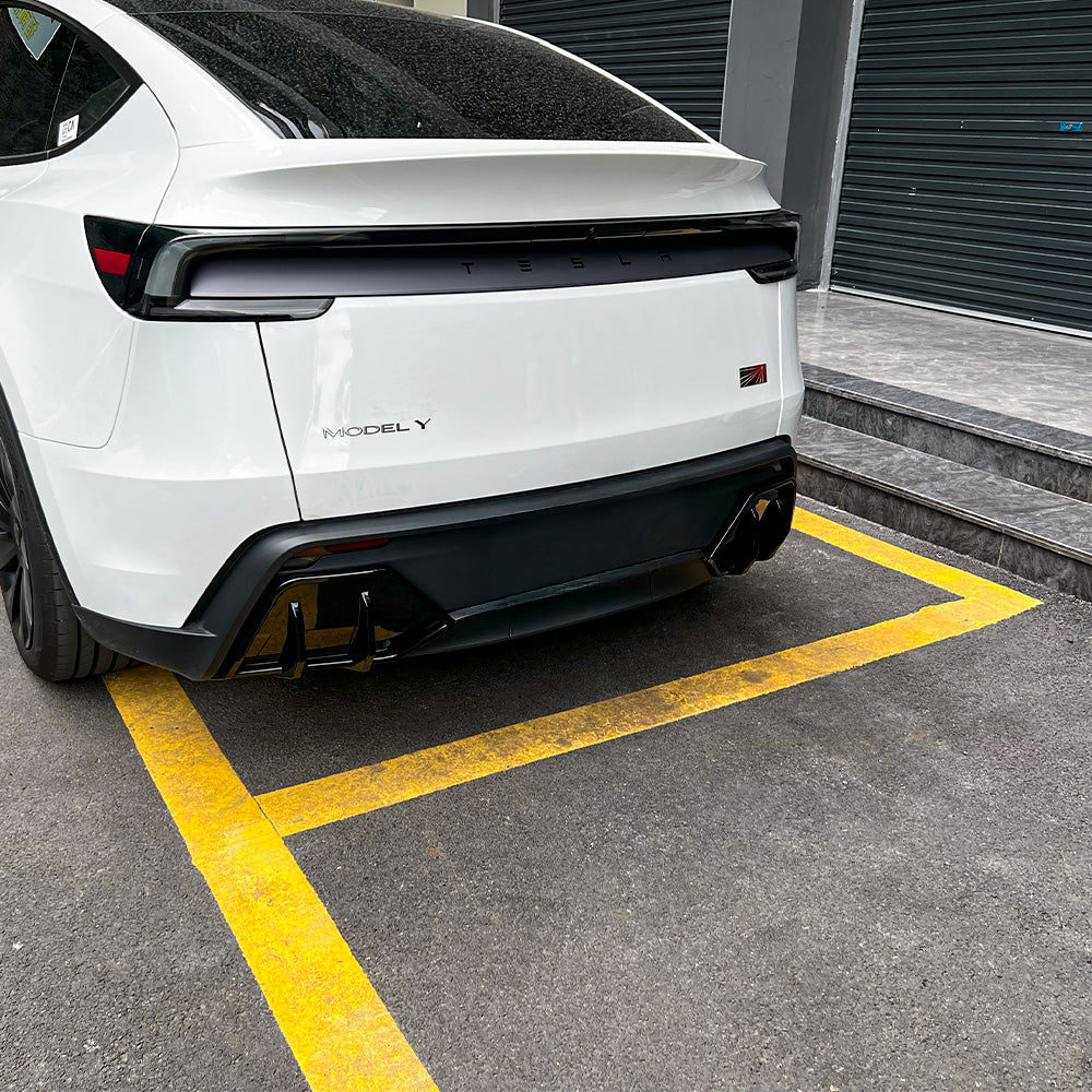 Tesla Model Y Juniper ABS Split Rear Diffuser